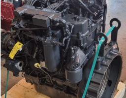 F5HFL413G*A001 Engine