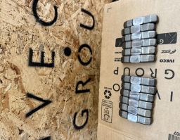 5802181962 Valve bridge set