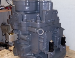 4432815 Hydraulic pump