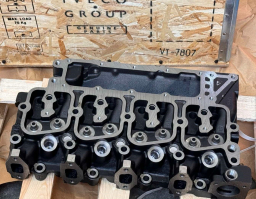 4895790-97228	Cylinder Head New Holland, Case IH fits Case 450 430 440 4895790 445CT 580SM 521