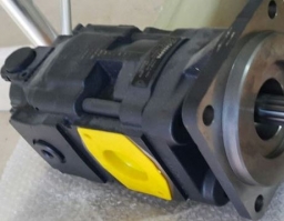 85826149 Hydraulic pump